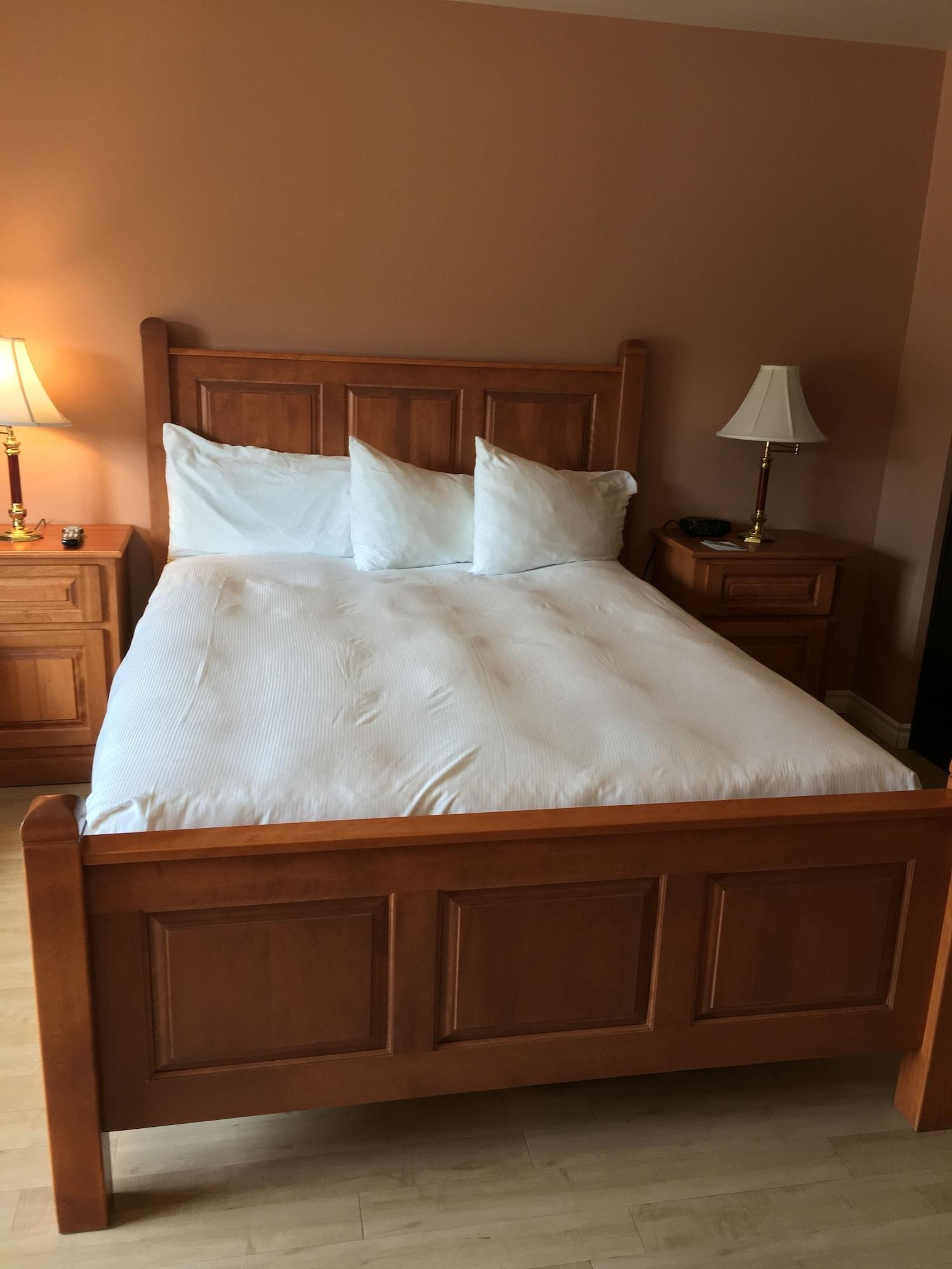 Hotel Baie Saint Paul Экстерьер фото