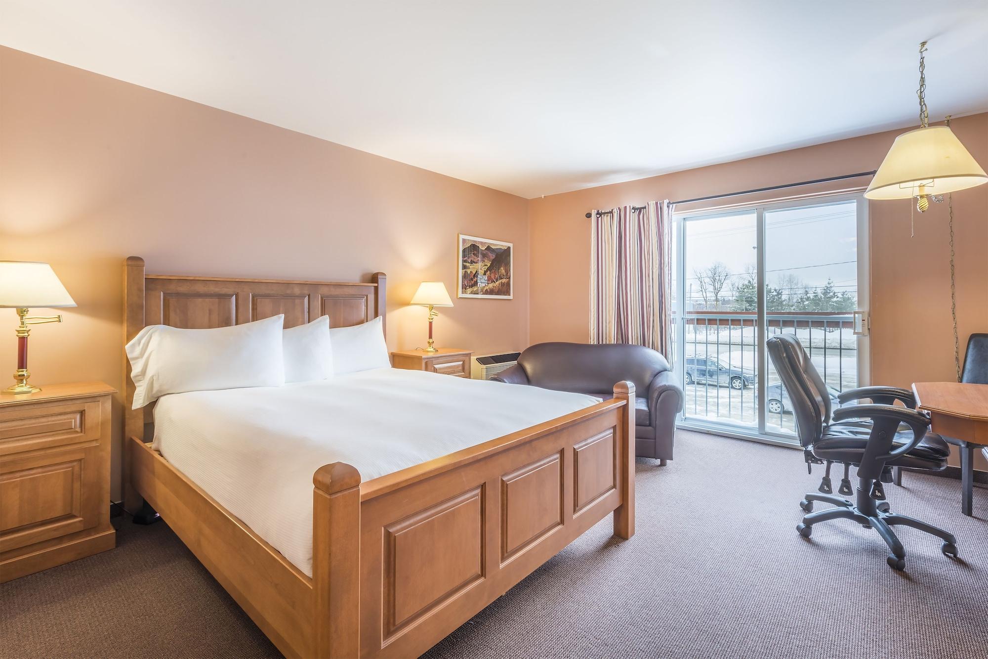 Hotel Baie Saint Paul Экстерьер фото